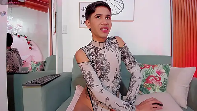 Snapshot of JoshuaSanzz chatting on 23, 9, 2025 JoshuaSanzz online show from 23, 9, 2025