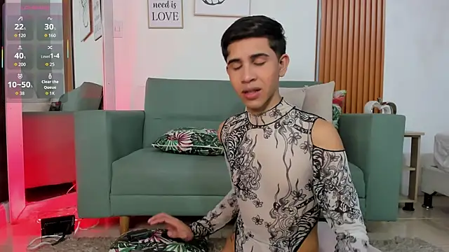 Snapshot of JoshuaSanzz chatting on 10, 10, 2025 JoshuaSanzz online show from 10, 10, 2025