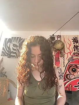 RavennMoonn online show from 28, 10, 2025