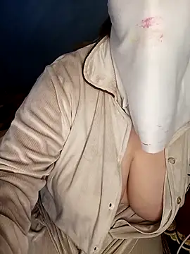 Lamia Queen  online show from 4, 12, 2025