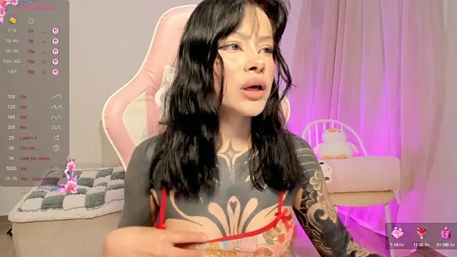 Snapshot of AlinaLukyanova chatting on 13, 9, 2025 AlinaLukyanova online show from 13, 9, 2025