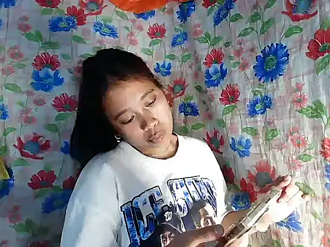 Pinay Skinny18 online show from 28, 9, 2025