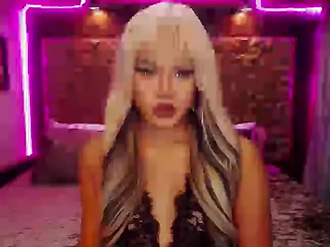 Snapshot of YllanaAltheaXxX chatting on 15, 9, 2025 YllanaAltheaXxX online show from 15, 9, 2025