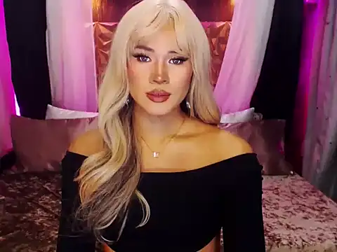 Snapshot of YllanaAltheaXxX chatting on 16, 10, 2025 YllanaAltheaXxX online show from 16, 10, 2025