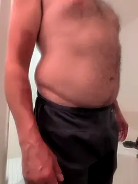 Snapshot of cloudymatt chatting on 23, 10, 2025 cloudymatt online show from 23, 10, 2025