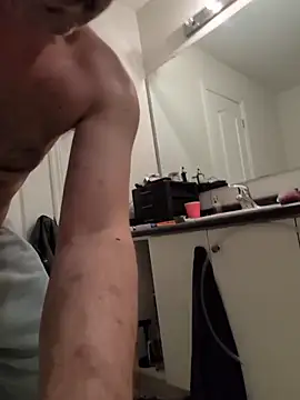 Snapshot of cloudymatt chatting on 10, 11, 2025 cloudymatt online show from 10, 11, 2025