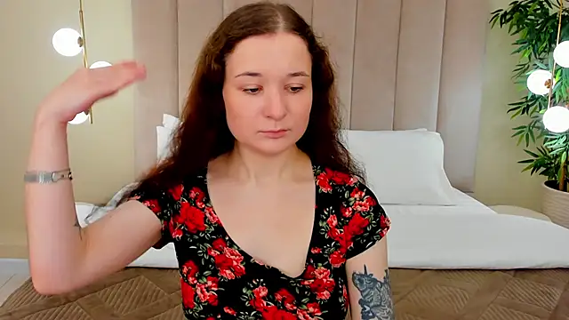 Snapshot of NancyJonson chatting on 11, 9, 2025 NancyJonson online show from 11, 9, 2025