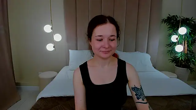 Snapshot of NancyJonson chatting on 17, 9, 2025 NancyJonson online show from 17, 9, 2025