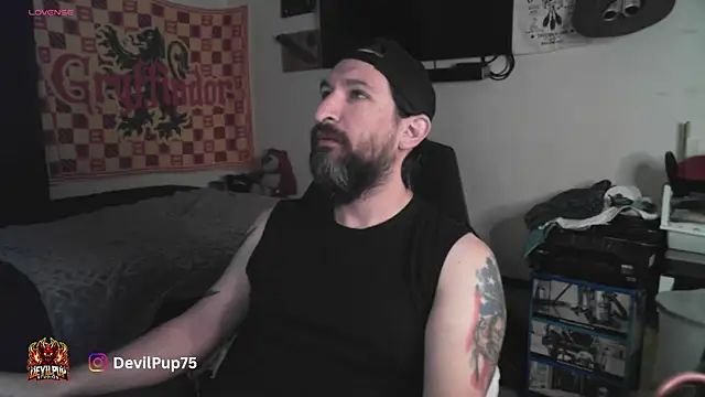 Snapshot of DevilPup75_ chatting on 11, 2, 2026 DevilPup75 online show from 11, 2, 2026