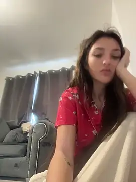 Snapshot of naughtybella05 chatting on 6, 11, 2025 naughtybella05 online show from 6, 11, 2025