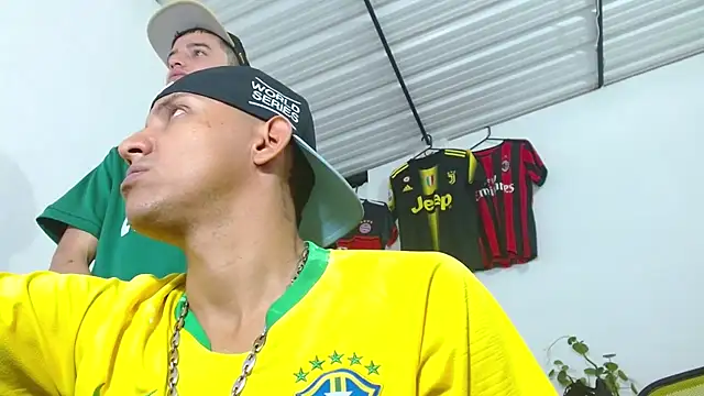 skinny23cm online show from 11, 3, 2026