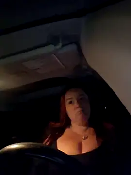 Snapshot of 50-shades-of-JADE chatting on 19, 10, 2025 50-shades-of-JADE online show from 19, 10, 2025