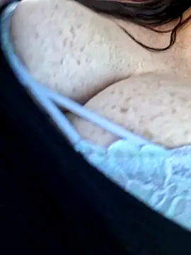 50-shades-of-JADE online show from 16, 12, 2025