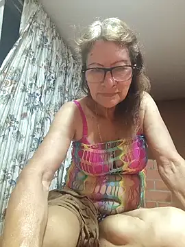 MaryeLunna online show from 19, 2, 2026