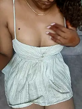 Snapshot of Tamilpallavi chatting on 4, 5, 2026 Tamilpallavi online show from 4, 5, 2026