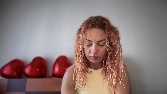 Reddgiirl online show from 23, 3, 2026