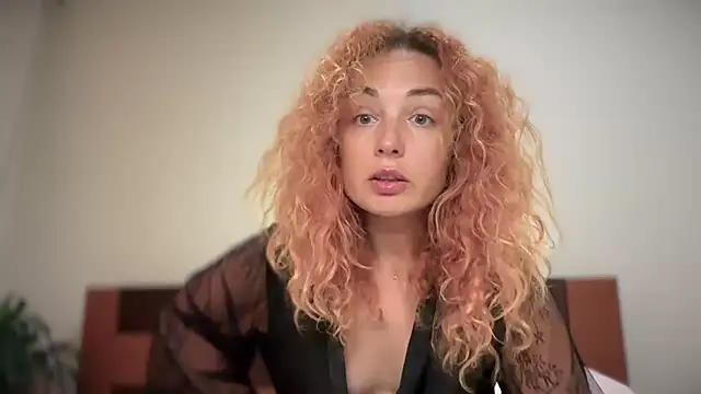 Reddgiirl online show from 31, 3, 2026