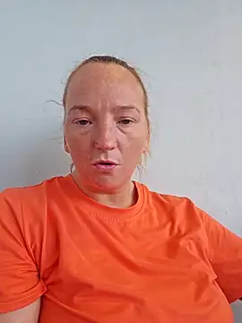 Snapshot of JustYourNormalCouple chatting on 21, 9, 2025 JustYourNormalCouple online show from 21, 9, 2025