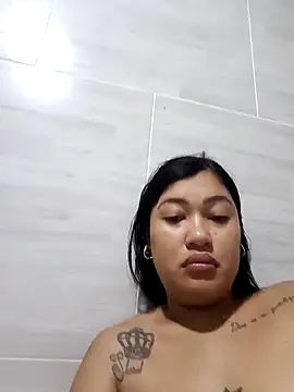Snapshot of linda_ber30 chatting on 22, 10, 2025 linda ber30 online show from 22, 10, 2025