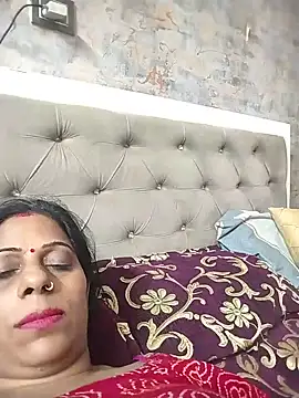 Snapshot of Soniya_Roy chatting on 17, 7, 2026 Soniya Roy online show from 17, 7, 2026