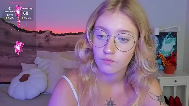 Nerissa xo online show from 21, 9, 2025