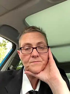 Snapshot of Curvy-Jinx chatting on 18, 9, 2025 Curvy-Jinx online show from 18, 9, 2025