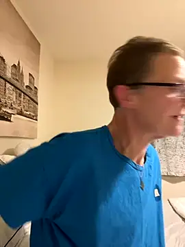 Snapshot of Curvy-Jinx chatting on 21, 10, 2025 Curvy-Jinx online show from 21, 10, 2025