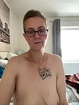 Snapshot of Curvy-Jinx chatting on 24, 10, 2025 Curvy-Jinx online show from 24, 10, 2025