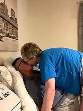 Snapshot of Curvy-Jinx chatting on 25, 10, 2025 Curvy-Jinx online show from 25, 10, 2025