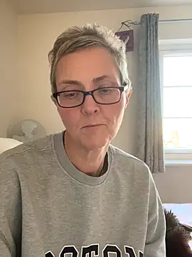 Snapshot of Curvy-Jinx chatting on 30, 11, 2025 Curvy-Jinx online show from 30, 11, 2025