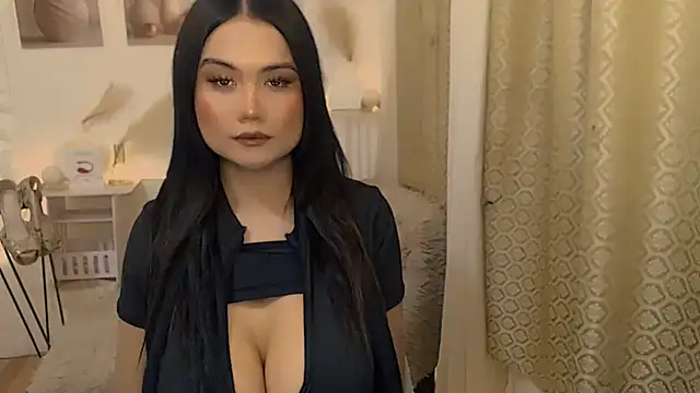 Snapshot of alisha_klassx chatting on 8, 7, 2026 alisha klassx online show from 8, 7, 2026