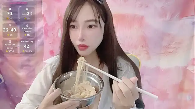 Snapshot of Crush-7ii chatting on 15, 10, 2025 Crush-7ii online show from 15, 10, 2025