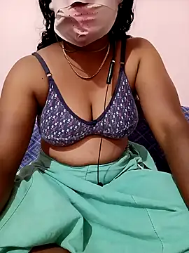 Snapshot of Cute_Renuka chatting on 29, 9, 2025 Cute Renuka online show from 29, 9, 2025