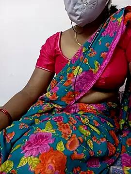 Snapshot of Cute_Renuka chatting on 26, 10, 2025 Cute Renuka online show from 26, 10, 2025