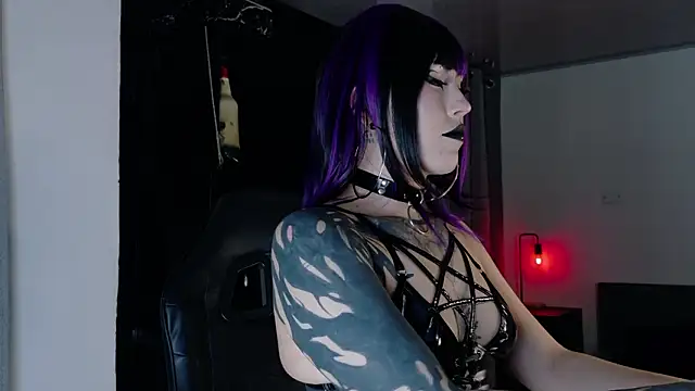 Snapshot of Angelabl0odborne chatting on 2, 2, 2026 Angelabl0odborne online show from 2, 2, 2026