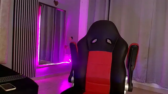 Snapshot of rachell_owen chatting on 23, 11, 2025 rachell owen online show from 23, 11, 2025