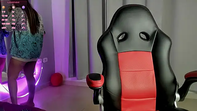 Snapshot of rachell_owen chatting on 29, 11, 2025 rachell owen online show from 29, 11, 2025