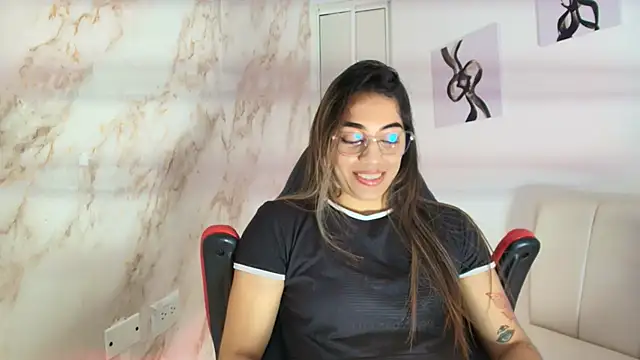 Snapshot of rachell_owen chatting on 30, 11, 2025 rachell owen online show from 30, 11, 2025