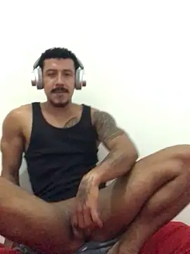 Snapshot of Owenferrara chatting on 16, 9, 2025 Owenferrara online show from 16, 9, 2025