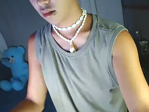 Snapshot of xblack_clover chatting on 17, 11, 2025 xblack clover online show from 17, 11, 2025