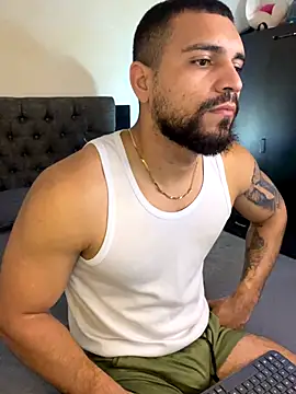 Snapshot of vincentjaxon chatting on 10, 10, 2025 vincentjaxon online show from 10, 10, 2025