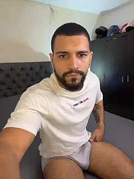 Snapshot of vincentjaxon chatting on 16, 10, 2025 vincentjaxon online show from 16, 10, 2025