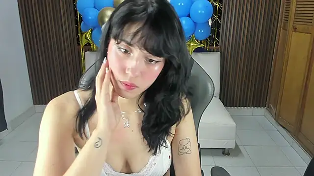 Snapshot of Anna17_ chatting on 20, 10, 2025 Anna17 online show from 20, 10, 2025