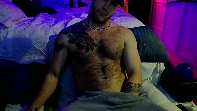 Snapshot of Luv2SuckBWC92 chatting on 27, 9, 2025 Luv2SuckBWC92 online show from 27, 9, 2025