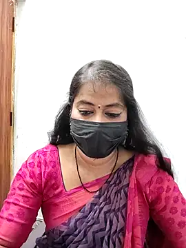 Snapshot of tamil_Sigappu_Roja chatting on 9, 7, 2026 tamil Sigappu Roja online show from 9, 7, 2026