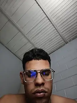 Bigtiti01 online show from 20, 12, 2025