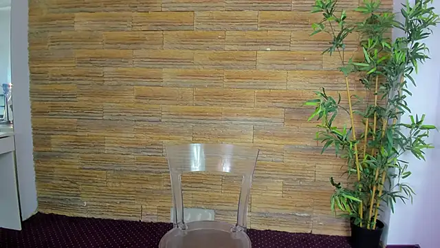 Snapshot of Cupcake_Izzy chatting on 4, 11, 2025 Cupcake Izzy online show from 4, 11, 2025