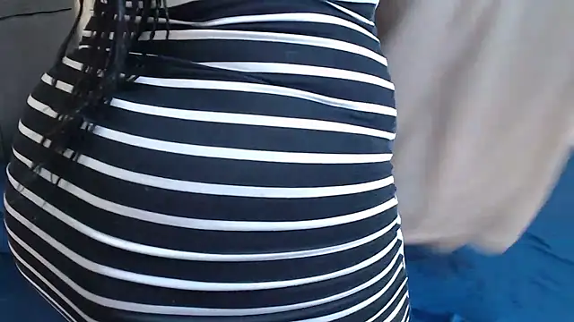 Snapshot of AfricanPopi chatting on 12, 1, 2026 AfricanPopi online show from 12, 1, 2026