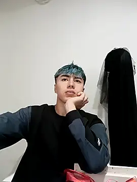 Snapshot of AlexanderCollman chatting on 10, 10, 2025 AlexanderCollman online show from 10, 10, 2025