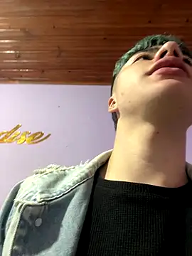 Snapshot of AlexanderCollman chatting on 13, 11, 2025 AlexanderCollman online show from 13, 11, 2025